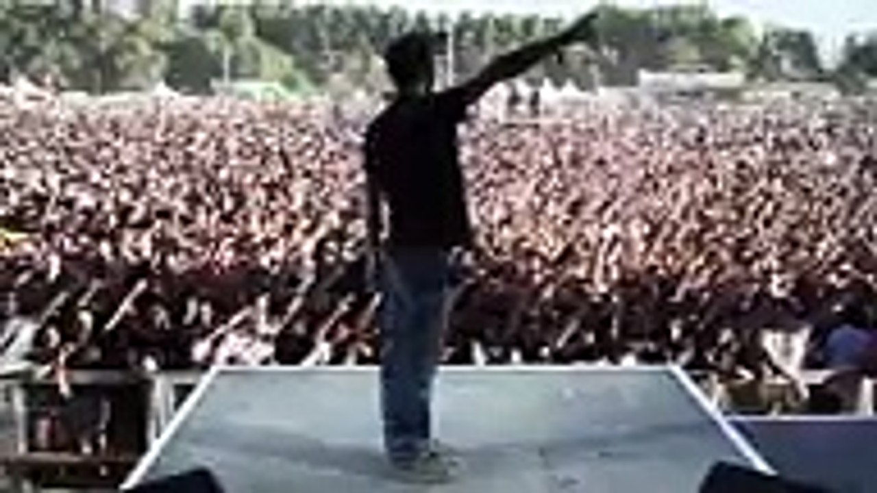 Quand l'homme de l'art Nico Terrien met le FEU à Garorock Festival pendant le lightcheck; c'est Génial !