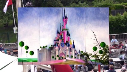 It's a small world (schoolfeest SBS Kuringen 15-5-2011).mpg