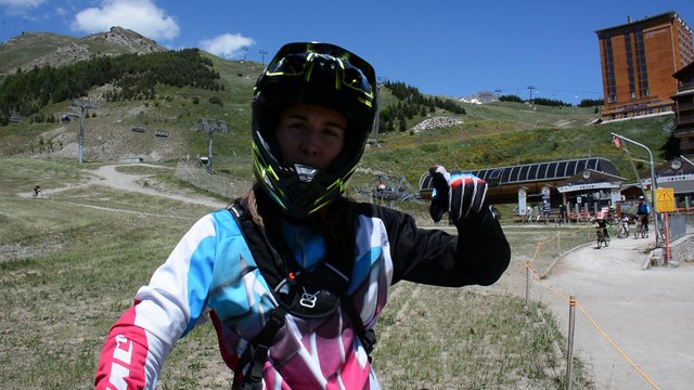 Alizée Baron participait à l'Endurocyclette d'Orcières