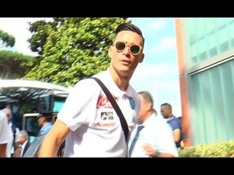 Napoli - Gli azzurri partono per il ritiro di Dimaro (09.07.16)