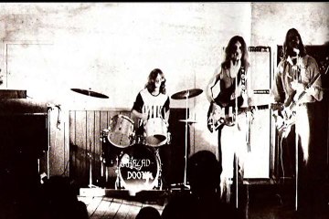 Khazad Doom  "Paper Bus" 1970 US Psych Rock