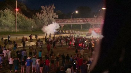 Police use smoke bombs as protesters shut Minnesota interstate