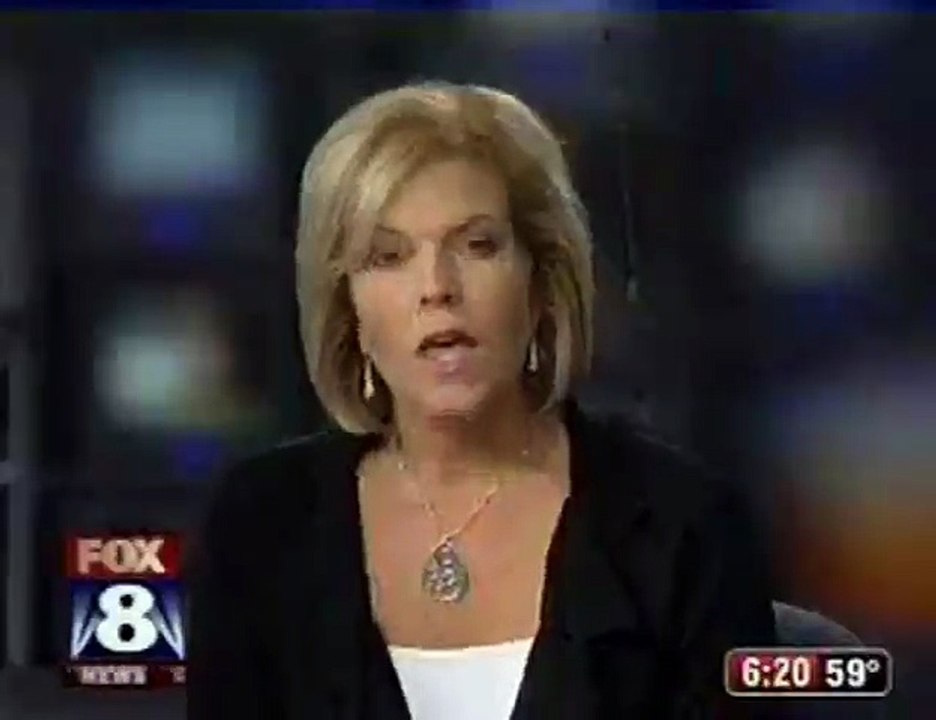 News Anchors Cant Stop Laughing at Fart Story