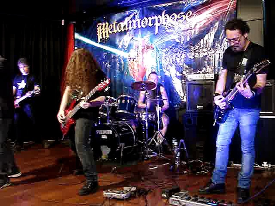 Show Banda Metalmorphose.