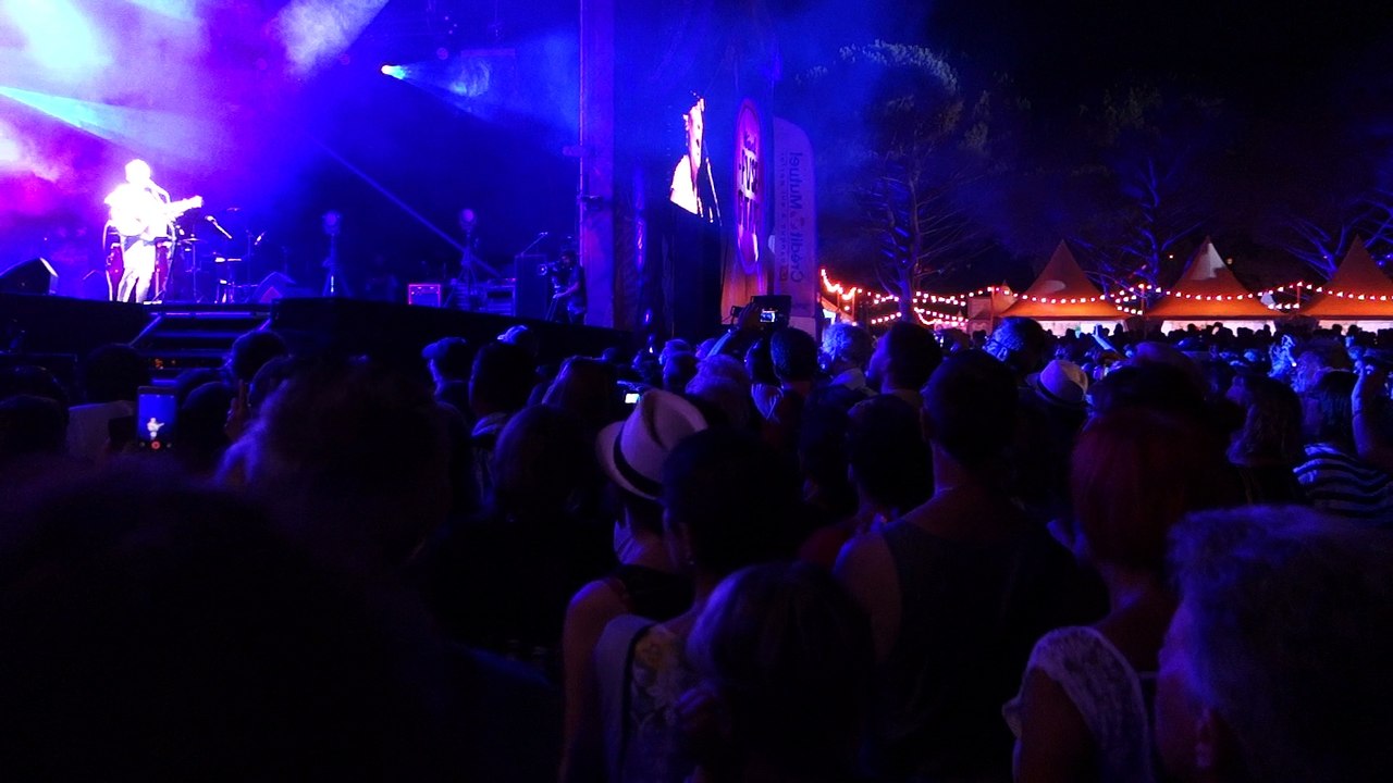 Here's to you Nicolas and Bart, dernier rappel de Joan Baez à Pause Guitare, le 9 juillet 2016