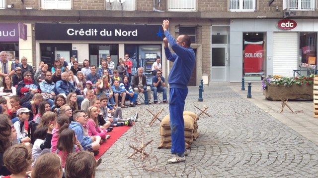 Un après midi de spectacles aux Virevoltés