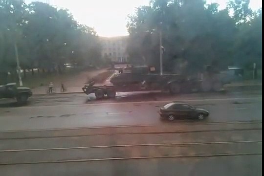 Прибытие в Конотоп тяжелой техники ВСУ