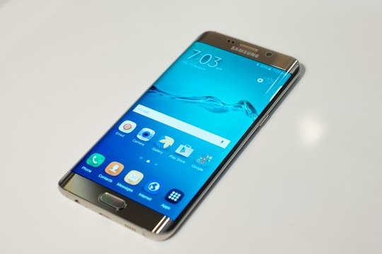 Samsung Galaxy S6 Plus key features and specifications