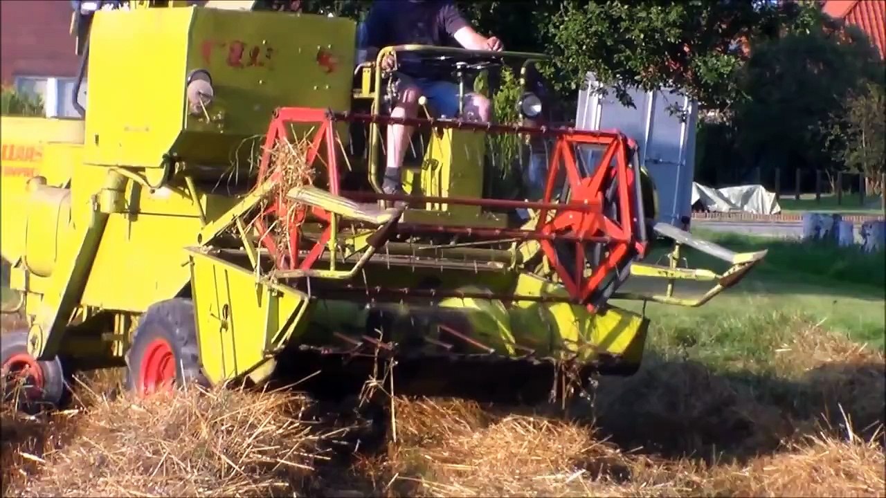 Alter Claas Mähdrescher / Claas Compact 20