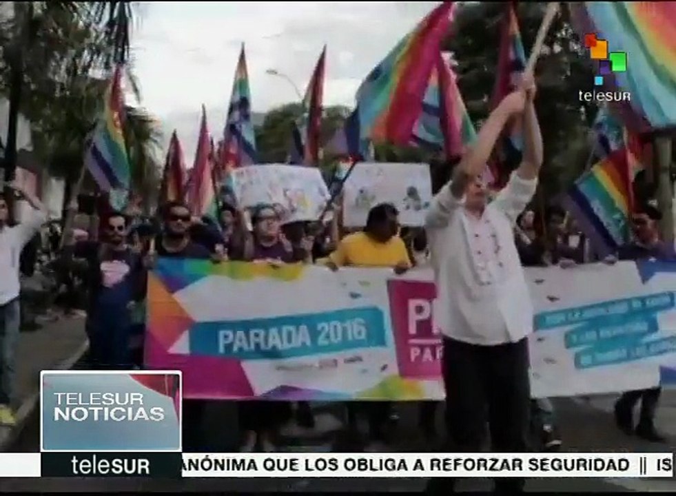 Paraguayos LGBTI marchan por la reivindicación de sus DDHH