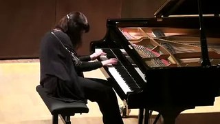 Natalia Troull plays Chopin Etude op.25 n.11