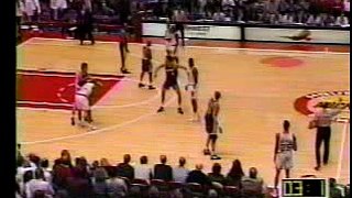 12/29/1994 Maxwell beats the Warriors