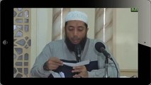 Ustadz Khalid Basalamah - apakah bergerak 3 kali dalam shalat menjadi batal shalatnya