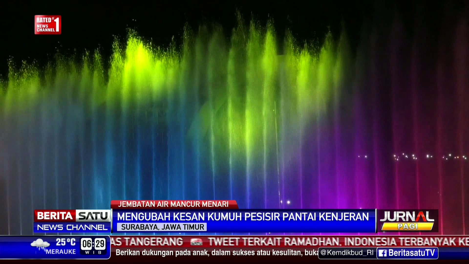 Destinasi Wisata Baru Surabaya Jembatan Air Mancur Menari