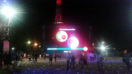 IWiS Nsihle à fan Zone a PariS dédicace à tous les fans de MeSsi 