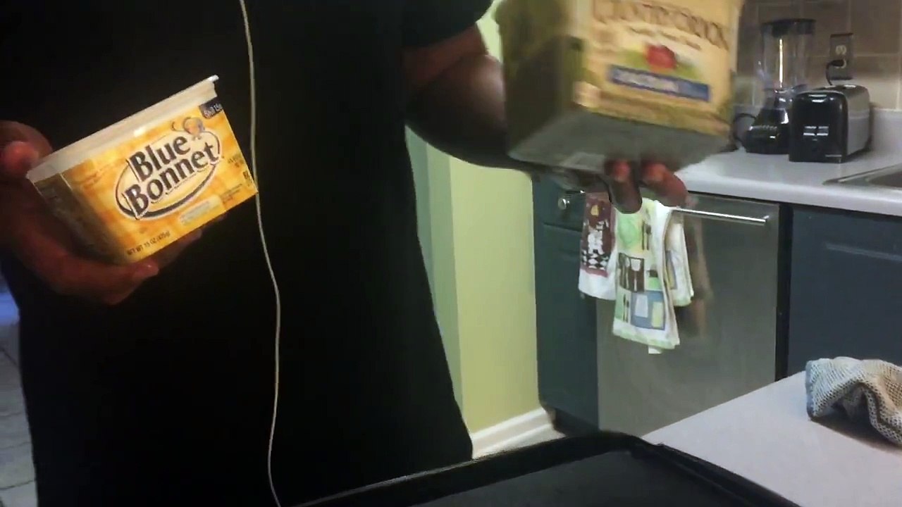 DO NOT USE COUNTRY CROCK MARGARINE! ITS PLASTIC!!