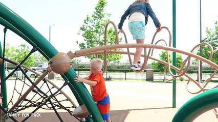 First Vidcon!! PARTY BUS, Park, and CANDY Galore!! || Mommy Monday