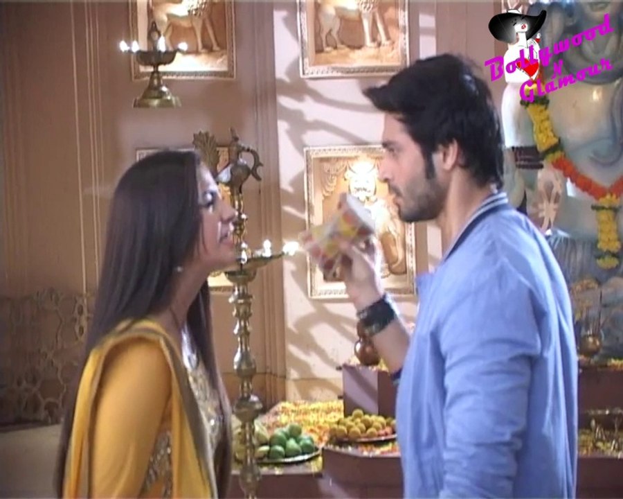 On Location Of TV Serial ‘Udaan’- Chakor Denies Divorce To Suraj, Vivaan Upset