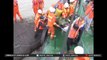 Rescue workers save some surviors from capsized Yangtze River boat