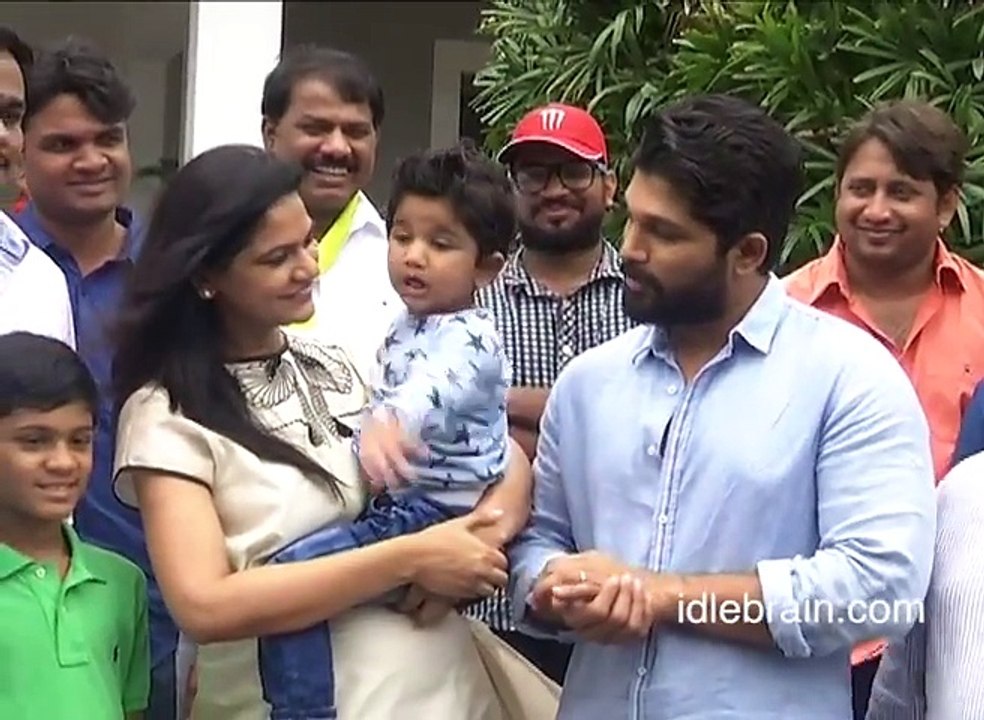 Allu Arjun and Allu Ayaan participate in Haritha Haaram