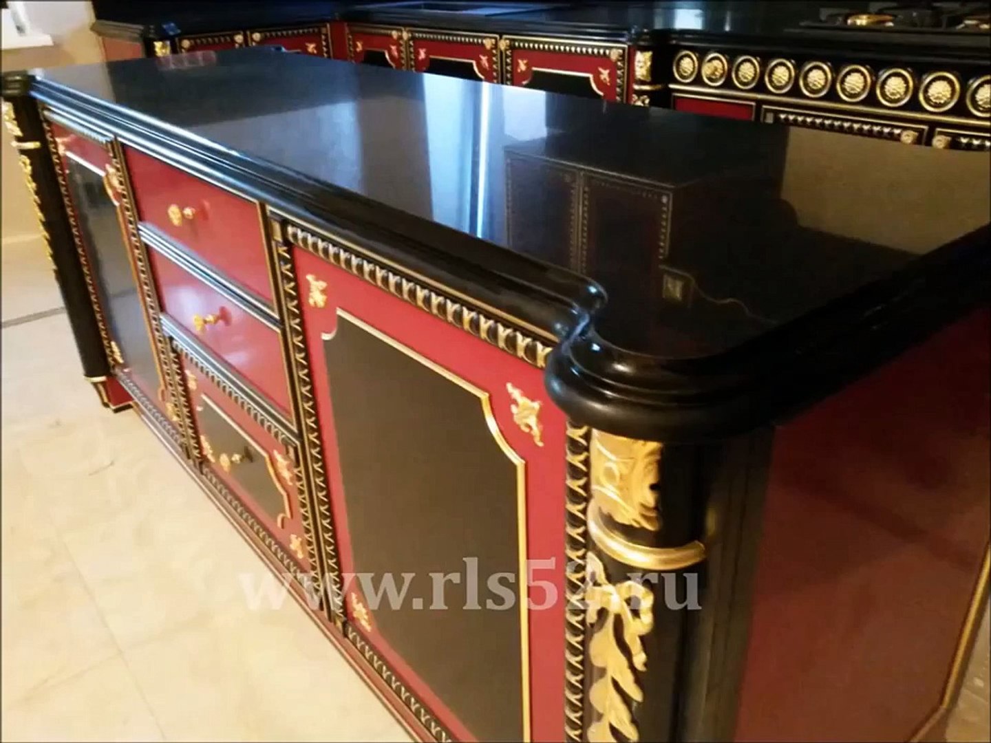 ⁣Столешница для кухни и стеновая панель из кварцевого камня Samsung Radianz  RG994 и LV225