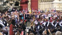 Aubade du 1916-2016 United Pipers for Peace sur le parvis de la Cathédrale d'Amiens