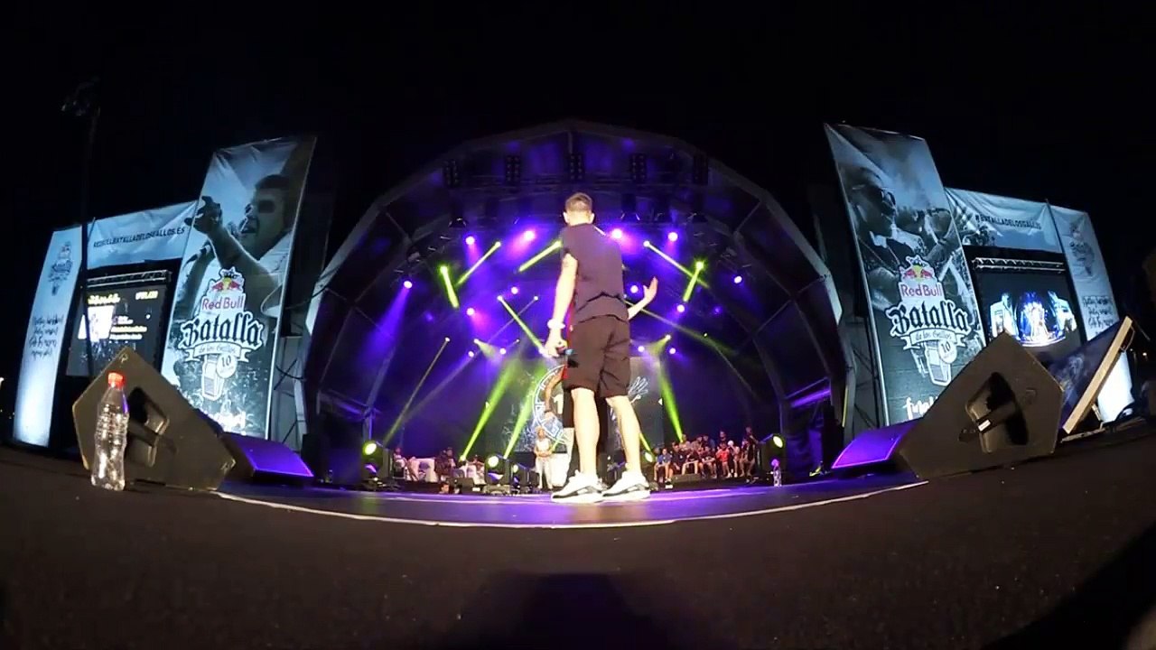 Skone vs Kensuke (Cuartos) – Red Bull Batalla de los Gallos 2016 Final Nacional Valencia. España