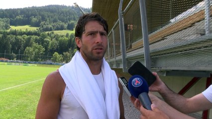 PSG : Maxwell juge le style Emery