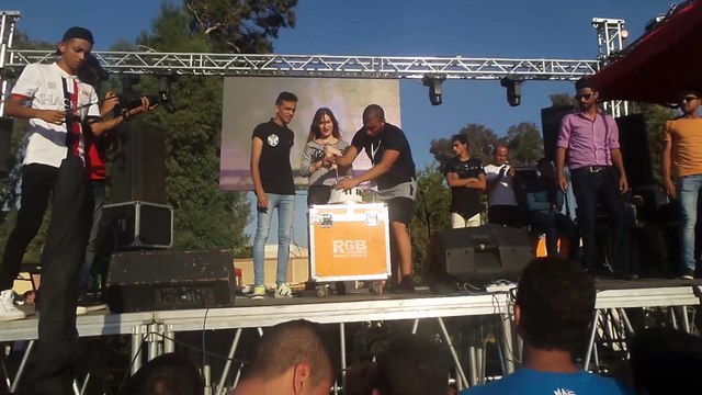 بالفيديو.. كنزة مرسلى تحتفل بعيد ميلادها مع جمهورها بمصر