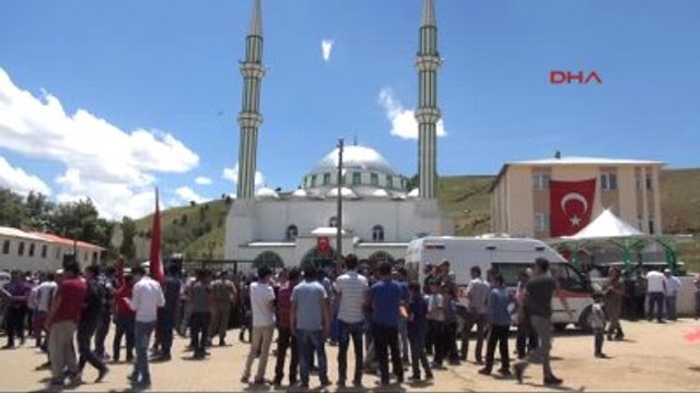 Van-Erciş - Kırgız Şehit Korucu Toprağa Verildi