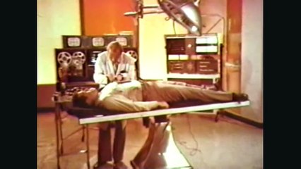 Holmes & Yo-Yo Opening