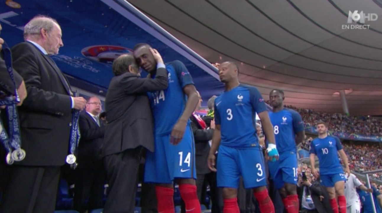 Les larmes de Matuidi. Zap actu du 11/07/2016 par lezapping