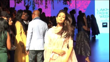 Good News Shahid Kapoor Wife Mira Rajput Pregnant !!