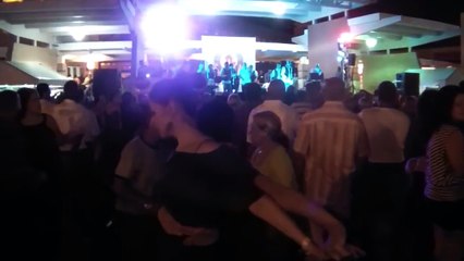 Menino Com 14 Anos Surpreende Bailarina!