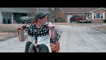twenty one pilots- Stressed Out [OFFICIAL VIDEO]