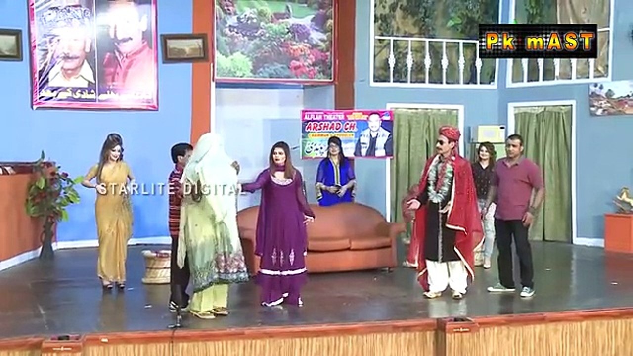 New Best Of Amanat Chan and Iftikhar Thakur Pakistani Stage Drama Full Comedy Funny Clip