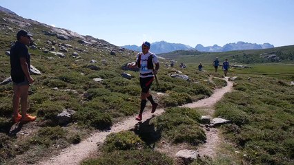 Restonica Trail 2016-Passage au lac du Ninu
