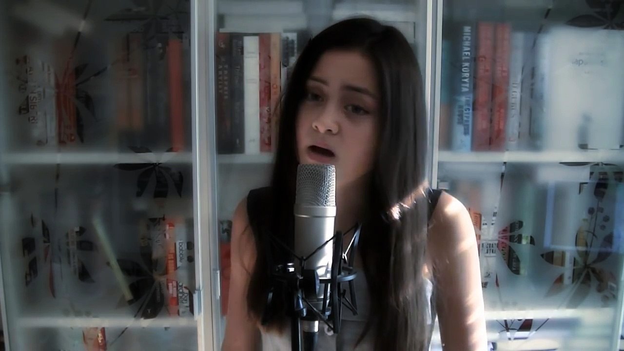 Rihanna - Love The Way You Lie (Part 2) - Cover By Jasmine Thompson