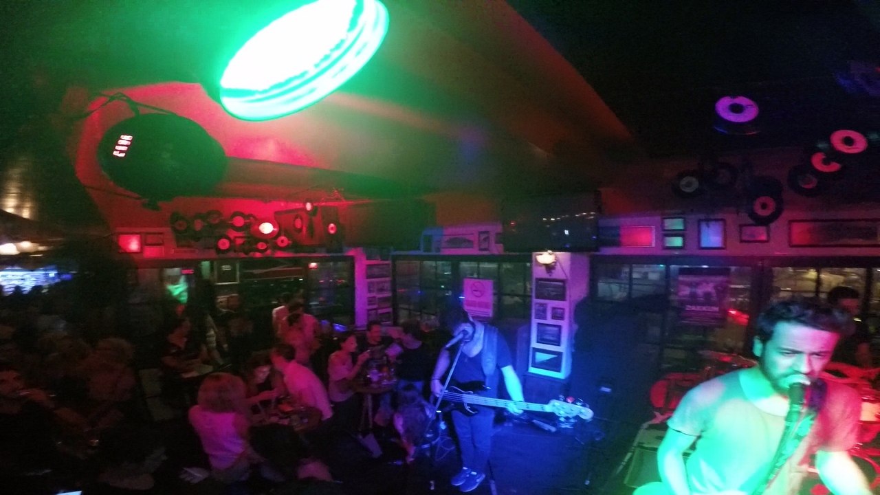 Klişe - Hangimiz Sevmedik (Harry's Pub - Alanya)