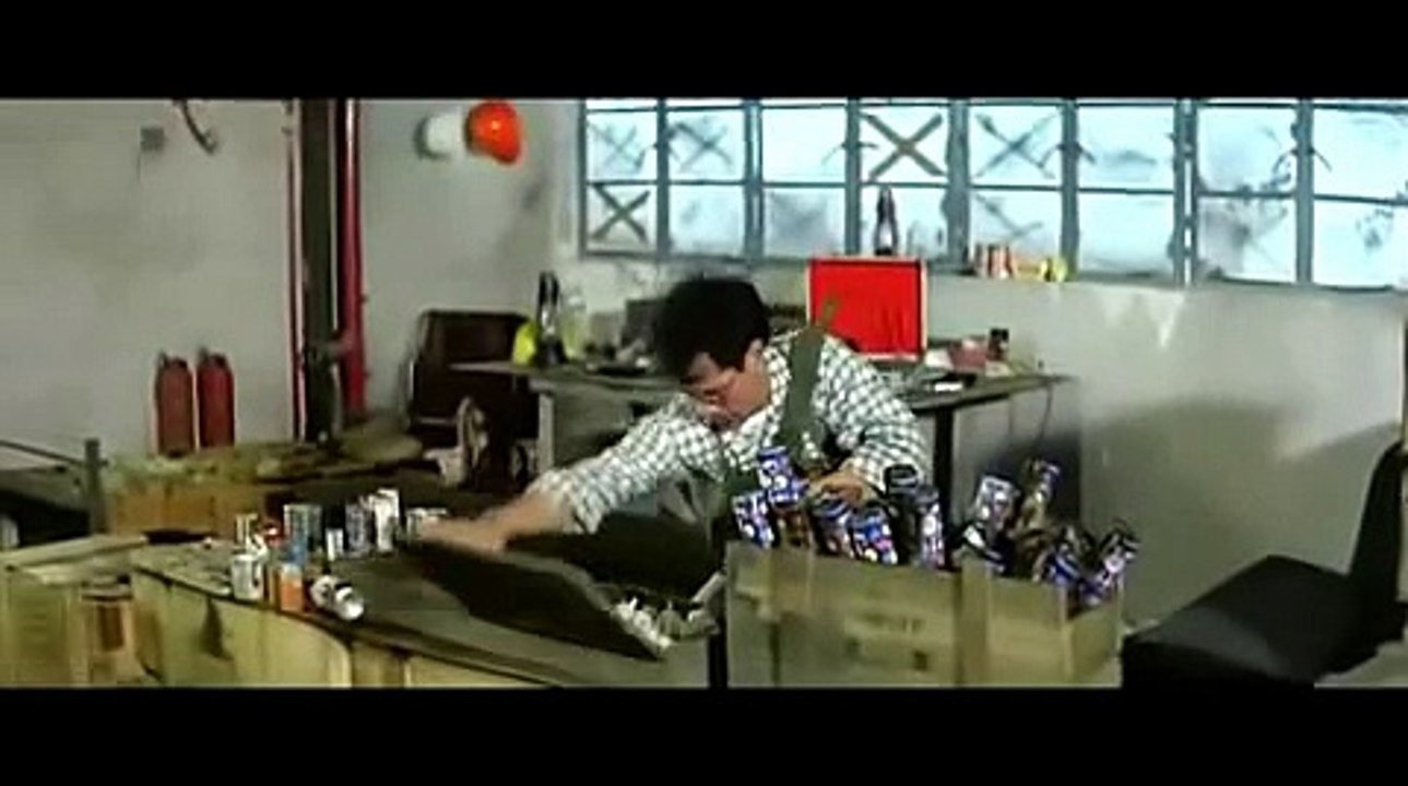 Jackie Chan - Police Story 2Fight Scene/mmm