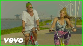 Carlos Vives, Shakira - La Bicicleta (Official Joke)