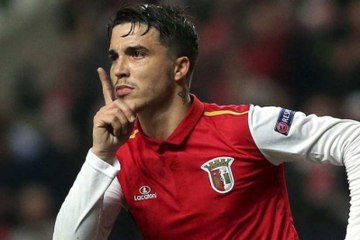 Sneijder Gidiyor O Geliyor!