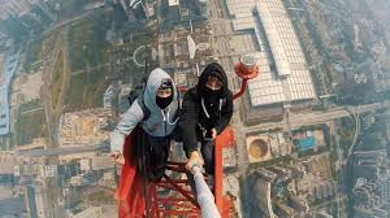 Shenzhen tower (660 meters)-Shenzhen tower climbers-best climbers of the world-secret climbers