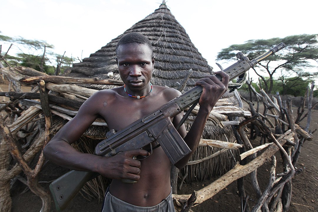 Fresh clashes in south Sudan capital send thousands fleeing