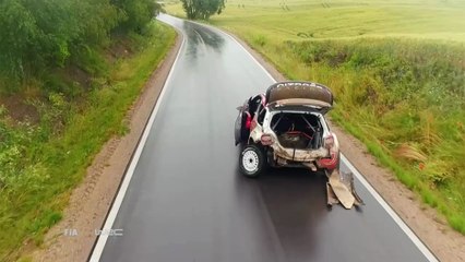 Ce pilote de rallye a eu quelques soucis