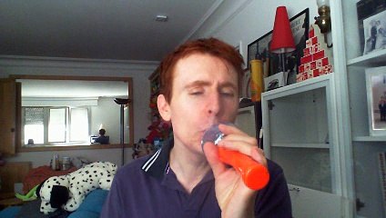 Wiwi égratigne "for the first time" de The Script