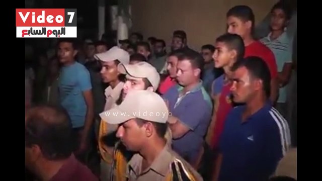 محافظ الغربية يؤدى صلاة الجنازة على شهيد العريش بمسقط رأسه بقرية ابشواى الملق