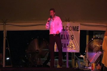 Colin Paul sings 'Hurt' Elvis Week 2010