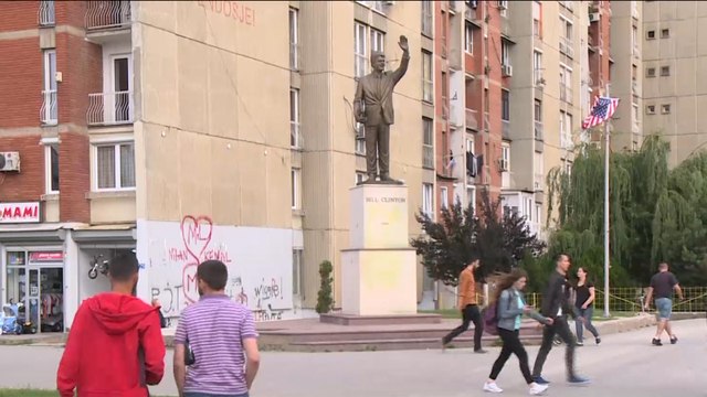 تجميد عمل العديد من المنظمات الإسلامية بكوسوفو