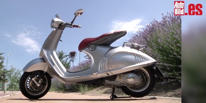 VÍDEO: ¿Quieres darte un paseo en la Vespa más exclusiva?